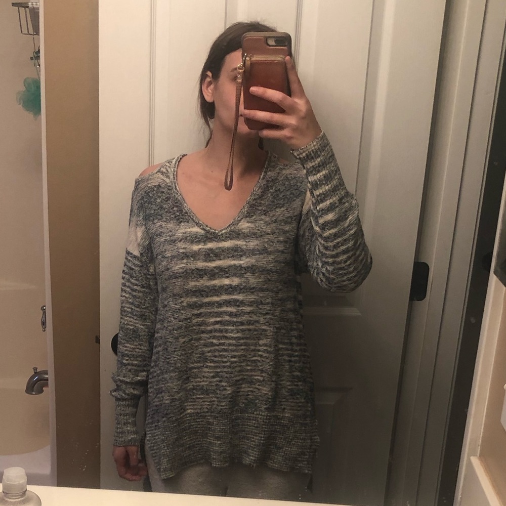 Womens or teen sweater. Cutout design. Size M. Love Scarlett brand.
